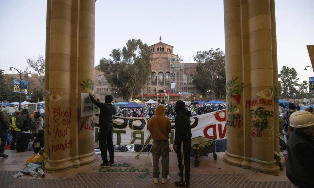 ΗΠΑ: Συνεχίζεται η έκρυθμη κατάσταση στα πανεπιστήμια - Χειροπέδες σε 2.100 διαδηλωτές - Οι μισοί σε Κολούμπια και City College δεν ήταν φοιτητές